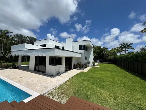 10475 SW 72nd Avenue Pinecrest FL 33156