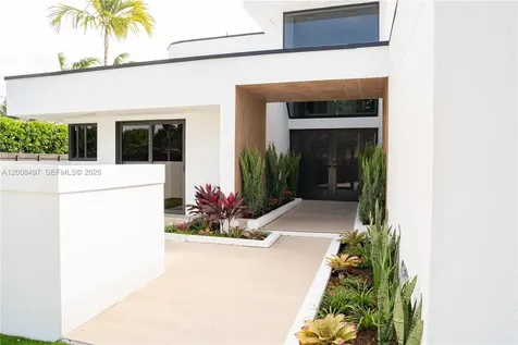 10475 SW 72nd Avenue Pinecrest FL 33156
