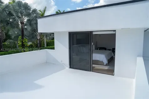 10475 SW 72nd Avenue Pinecrest FL 33156