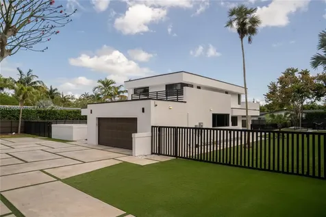 10475 SW 72nd Avenue Pinecrest FL 33156