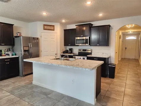 2257 SW Import Drive Port St. Lucie FL 34953