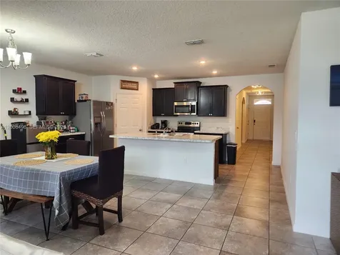 2257 SW Import Drive Port St. Lucie FL 34953