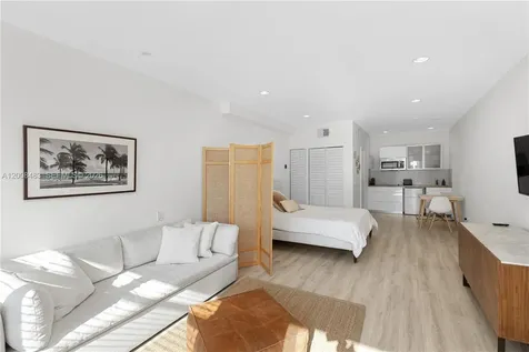 2445 Lake Pancoast Drive Miami Beach FL 33140