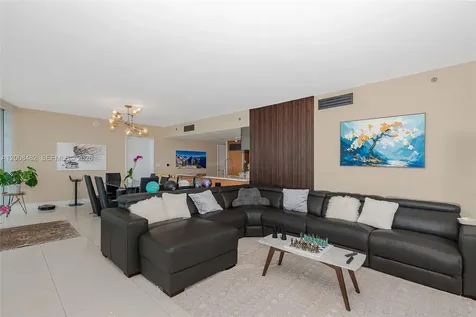 465 Brickell Avenue Miami FL 33131