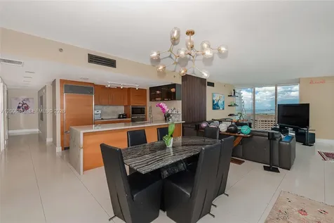 465 Brickell Avenue Miami FL 33131