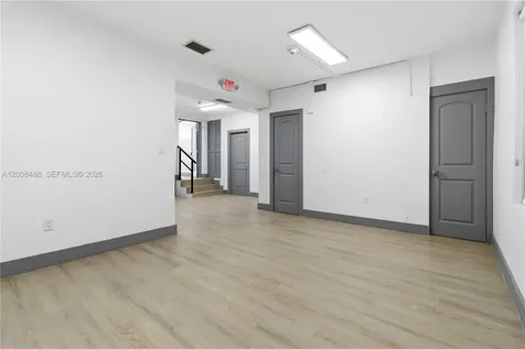 470 NW 22nd Avenue Miami FL 33125