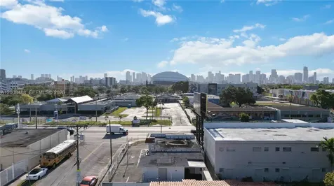 470 NW 22nd Avenue Miami FL 33125