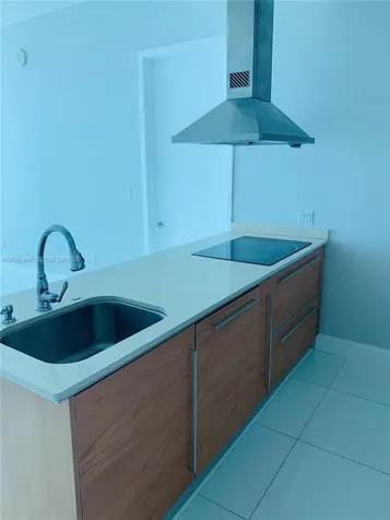 218 SE 14th Street Miami FL 33131