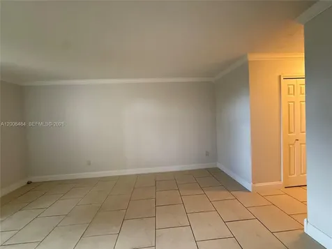 9140 Fontainebleau Boulevard Miami FL 33172
