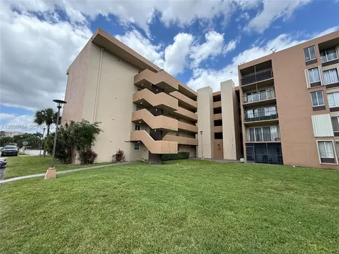 9140 Fontainebleau Boulevard Miami FL 33172