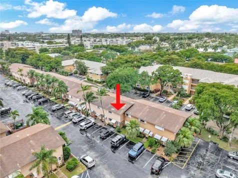 450 SE 7th Street Dania Beach FL 33004