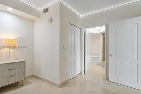 17555 Atlantic Boulevard Sunny Isles Beach FL 33160