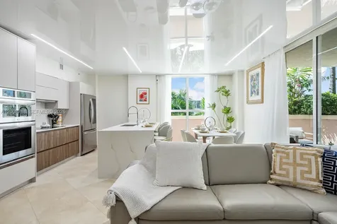 17555 Atlantic Boulevard Sunny Isles Beach FL 33160