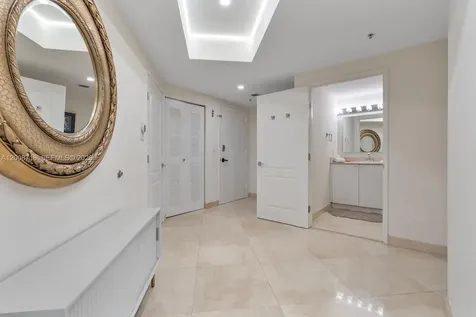 17555 Atlantic Boulevard Sunny Isles Beach FL 33160