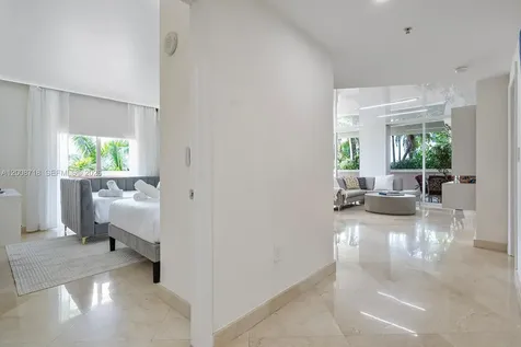17555 Atlantic Boulevard Sunny Isles Beach FL 33160