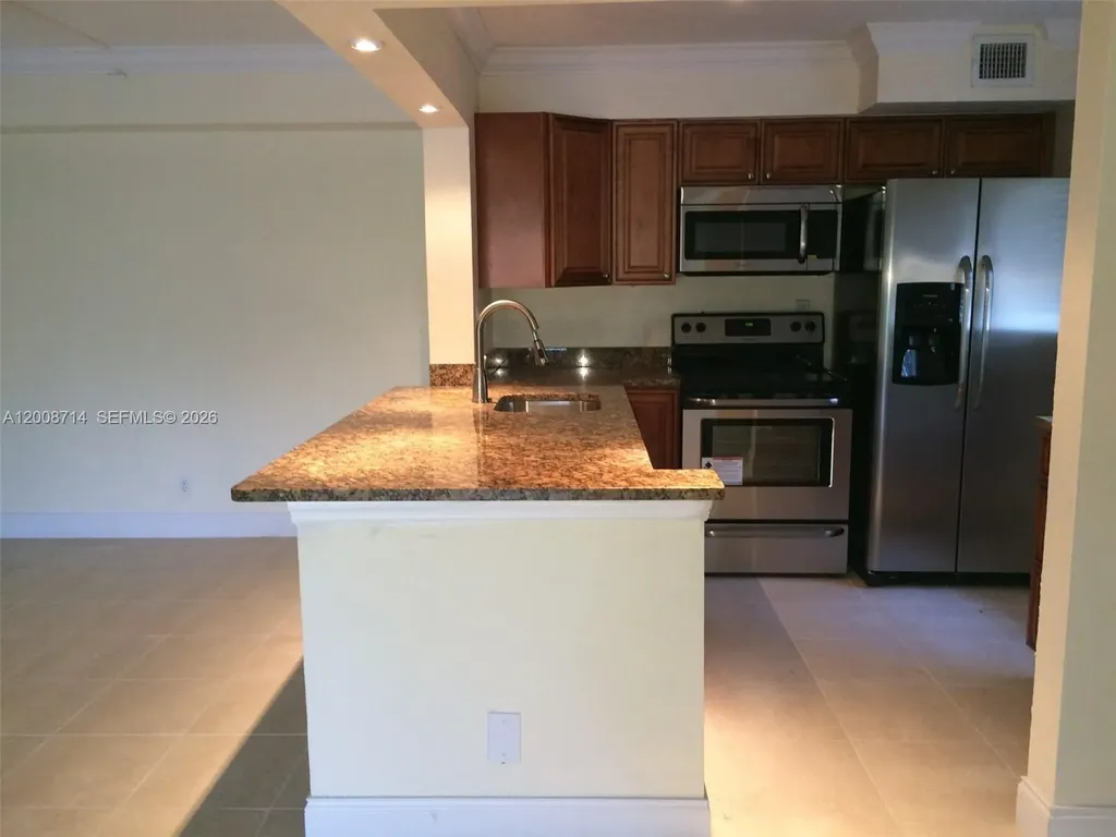 407 Gardens Drive Pompano Beach FL 33069
