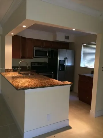 407 Gardens Drive Pompano Beach FL 33069