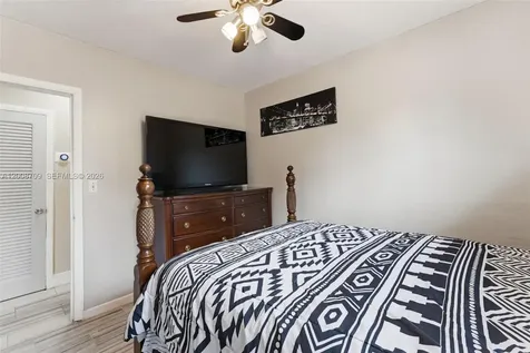 1440 NW 179th Terrace Miami Gardens FL 33169