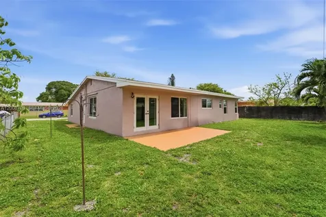 1440 NW 179th Terrace Miami Gardens FL 33169