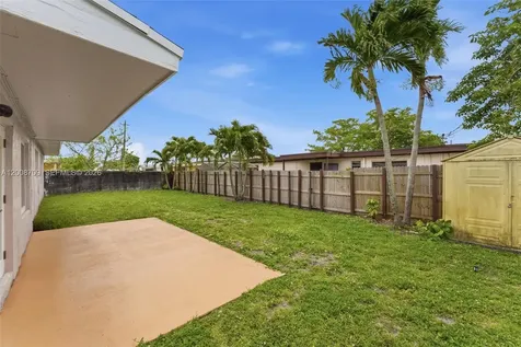 1440 NW 179th Terrace Miami Gardens FL 33169