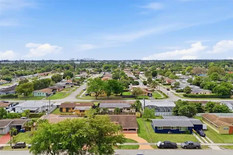 1440 NW 179th Terrace Miami Gardens FL 33169