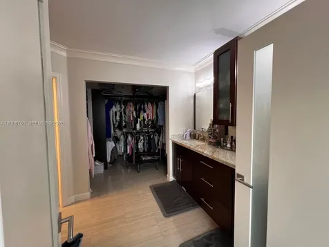 3530 Mystic Pointe Drive Aventura FL 33180