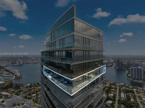 18975 Collins Avenue Sunny Isles Beach FL 33160