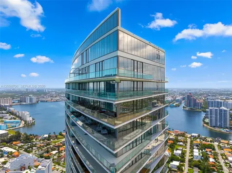 18975 Collins Avenue Sunny Isles Beach FL 33160