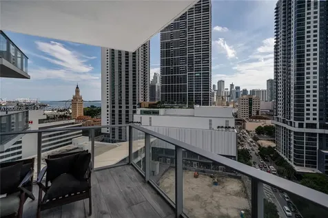 851 NE 1st Avenue Miami FL 33132