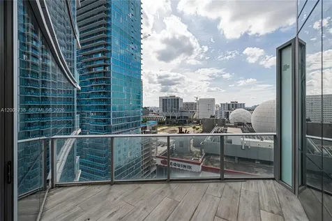 851 NE 1st Avenue Miami FL 33132