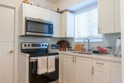 611 74th Street Miami Beach FL 33141