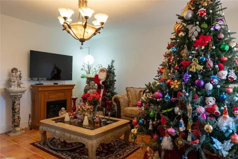 611 74th Street Miami Beach FL 33141