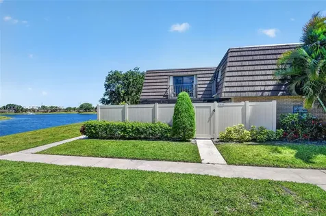 7810 78th Way West Palm Beach FL 33407