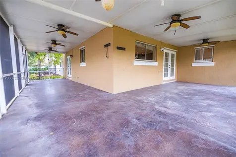 510 NW 207th Avenue Pembroke Pines FL 33029