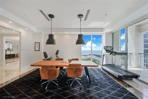 3400 SW 27th Avenue Miami FL 33133