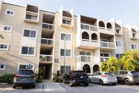 7703 Camino Real Miami FL 33143