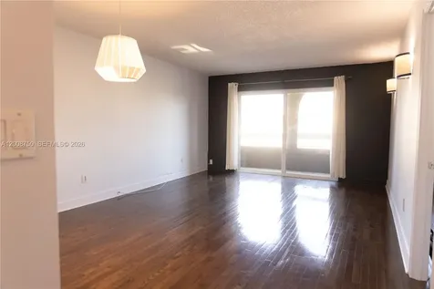 7703 Camino Real Miami FL 33143