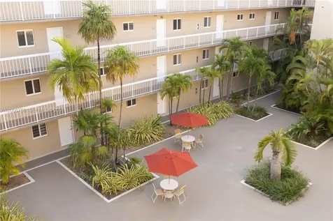 7703 Camino Real Miami FL 33143