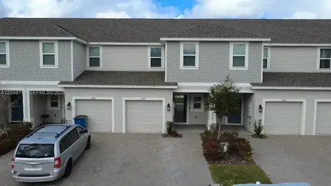2978 Canary Avenue Davenport FL 33837