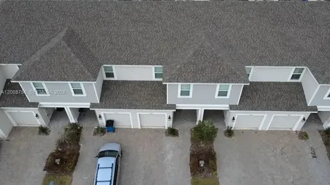 2978 Canary Avenue Davenport FL 33837