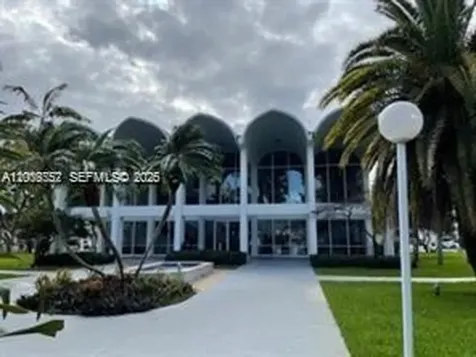 488 NW 165th Street Road Miami FL 33169