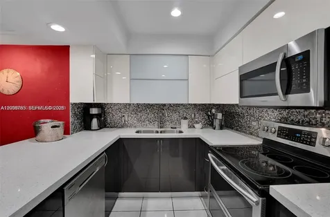 6821 Brookline Drive Hialeah FL 33015