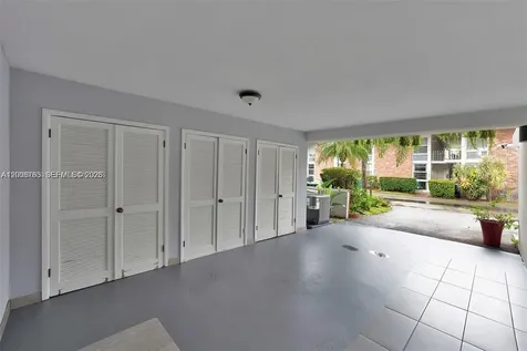 6821 Brookline Drive Hialeah FL 33015
