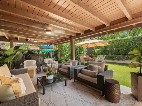 8889 SW 78th Court Miami FL 33156