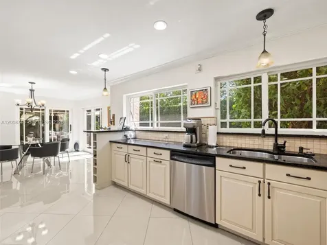 8889 SW 78th Court Miami FL 33156