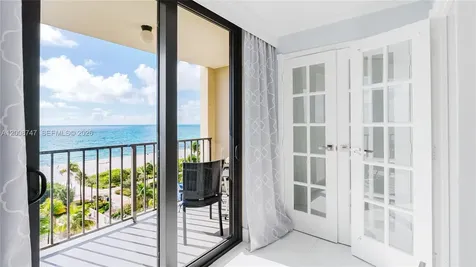 2625 Collins Avenue Miami Beach FL 33140