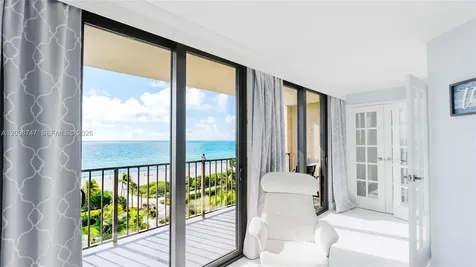2625 Collins Avenue Miami Beach FL 33140