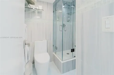 2625 Collins Avenue Miami Beach FL 33140