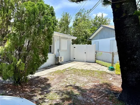Hollywood FL 33023