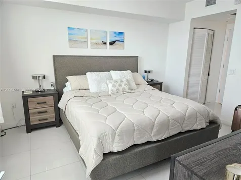 7875 NW 107th Avenue Doral FL 33178